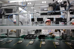 越南企业疫情后期强对接 开足马力促生产