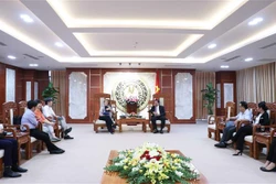 联合国儿童基金会驻越南代表处愿意协助金瓯省解决由自然灾害和疫情造成的困难