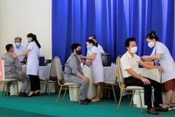 新冠肺炎疫情：广宁省工人新冠疫苗接种率超70%
