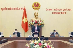 国会常委会第八次会议在河内开幕