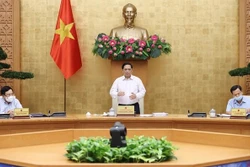 政府总理范明政：恢复和发展经济社会在很大程度上取决于新冠肺炎疫情防控结果