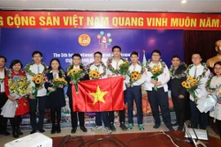 河内学生在IOM奥林匹克竞赛上夺得5金1银2铜