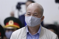 丁玉系及其同案犯案件：原国防部副部长阮文献获减刑