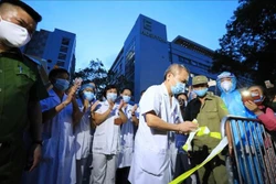 E医院于8月20日18时重新恢复正常运行