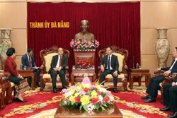 越老关系60周年：进一步深化岘港市与老挝各地之间的关系