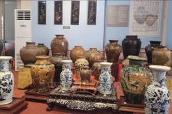 ‘昔日之美’古董专题展——了解嘉莱省民族同胞文化的良好平台