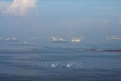 菲律宾渔船和中国货轮相撞 至少12菲人失踪
