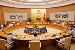 新冠肺炎疫情：考虑对国际游客开放的时间