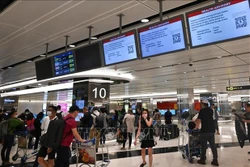 日本和新加坡一致同意从9月起放宽入境限制