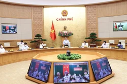政府总理：立即建立救援中心 随时随地为民众服务
