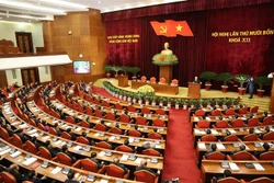 越共十二届十四中全会就越共第十三届中央机构领导候选人预备人选方案达成高度共识