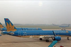 雄王节与南方解放日和五一长假越航加大运力满足旅客出行需求