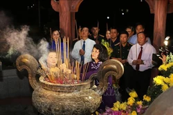 越南各地举办伤残军人与烈士纪念缅怀活动
