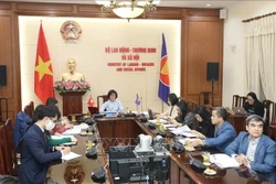 2020年东盟轮值主席年：将性别问题纳入劳动政策以促进可持续就业