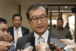柬埔寨法院对柬反对党柬埔寨救国党流亡领导人发出逮捕令