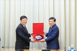 胡志明市领导会见中华全国工商业联合会代表团