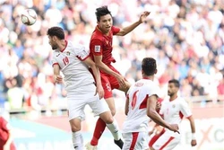 越南足球队晋级2019年阿联酋亚洲杯八强 阮春福总理给予表彰