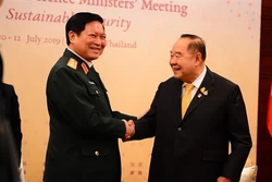越南国防部部长吴春历高度评价泰国在东盟防务合作中的作用