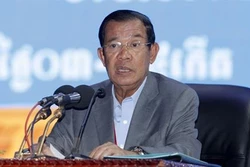 柬埔寨首相洪森对越南进行正式访问