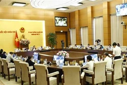 越南第十四届国会常委会第37次会议：致力提升反腐败反犯罪工作质效