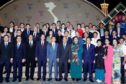阮春福总理：以人为可持续发展的核心