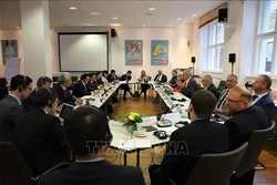 越南共产党与德国左翼党第二次政策对话会在德国召开