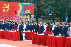 阮春福出席玉回-栋多大捷230周年纪念典礼