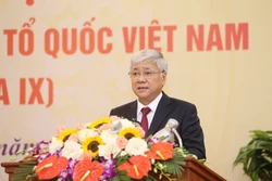 杜文战被推选为越南祖国阵线中央委员会主席