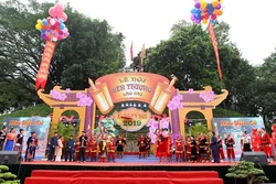 老街省上祠庙会热闹开场
