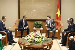 武德儋副总理会见世界卫生组织西太区总干事