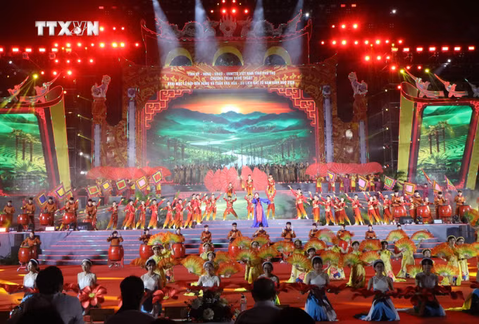 vna-potal-phu-tho-chuong-trinh-khai-mac-le-hoi-den-hung-va-tuan-van-hoa-du-lich-dat-to-nam-binh-ngo-2026-8708678.jpg