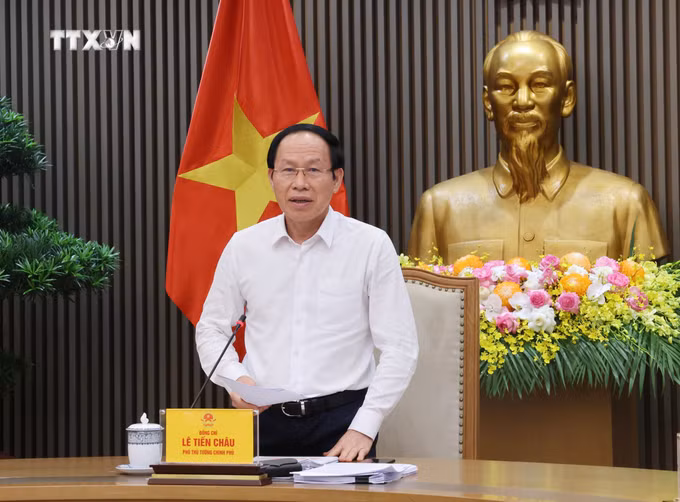 vna-potal-pho-thu-tuong-le-tien-chau-hop-xay-dung-cac-truong-pho-thong-lien-cap-tai-bien-gioi-8761078.jpg