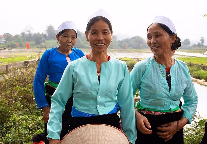 vnanet-potal-noc-nha-xu-muong-xa-van-son-phu-tho-8415911.jpg