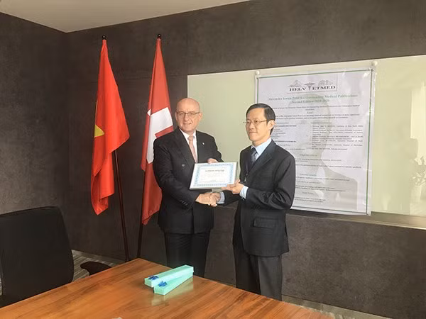 越南3名科学家荣获亚历山大·耶尔森奖