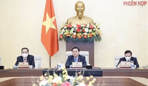 越南第十五届国会常务委员会第九次会议：递交国会审议决定用外国无偿援助资金补充国家财政预算