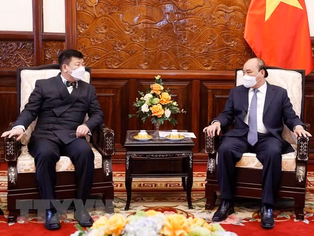 越南国家主席阮春福接受各国新任驻越大使递交国书