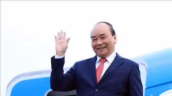 越南国家主席阮春福启程对柬埔寨进行国事访问