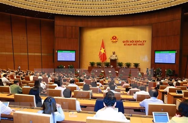 第十五届国会第一次会议：通过2021-2025五年经济社会发展计划的决议