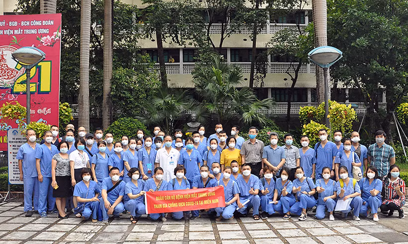 新冠肺炎疫情：河内市更多“精锐”医务人员支援胡志明市