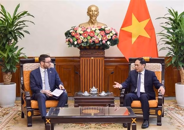 英国与越南加强在新兴领域的合作