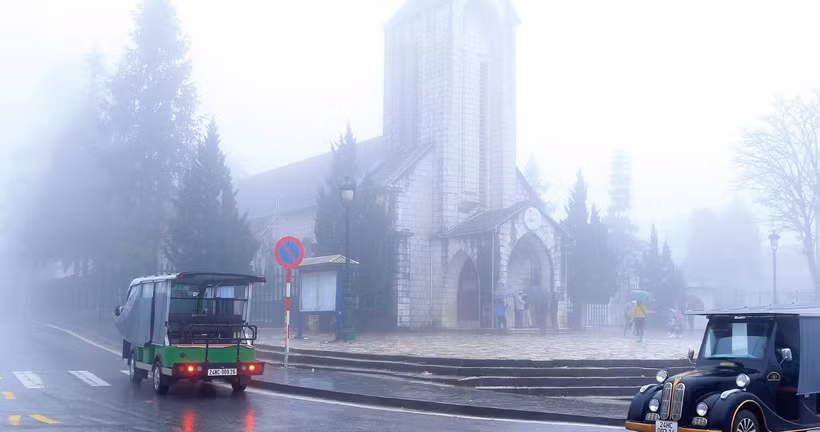 老街省沙坝旅游120周年的印迹