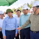 范家足副总理指导加快友谊—芝陵和同登—茶岭两条高速公路项目建设情况。图自越通社