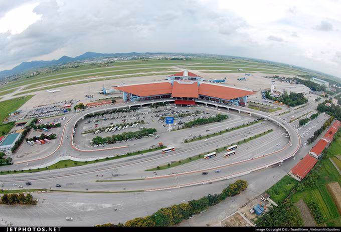 越南航空局建议缩短内排机场跑道升级改造的关闭时间 ảnh 1