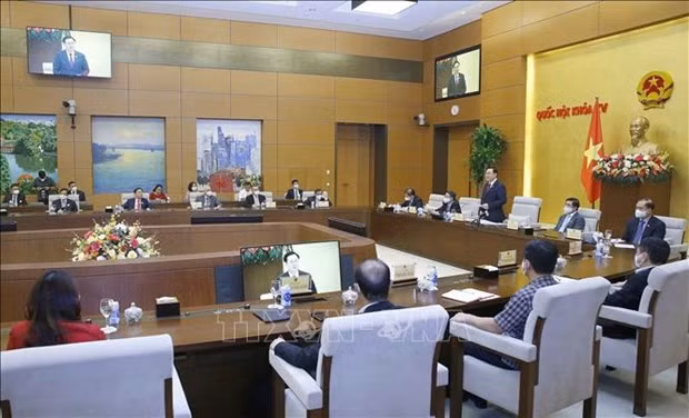 国会主席王廷惠会见科技应用领域典范企业领导 ảnh 1