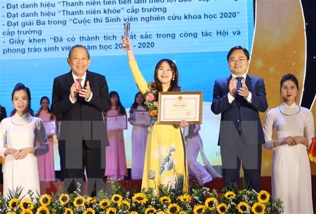 张和平副总理：凝聚大学生智慧和先锋力量 ảnh 2
