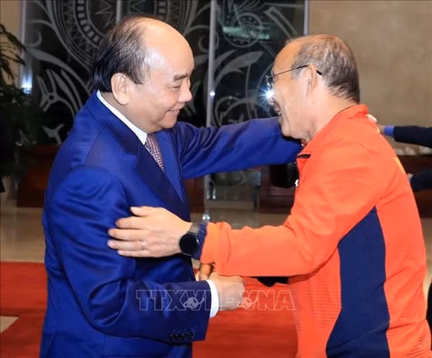 2022年世界杯亚洲区预选赛第二轮比赛：越南国家主席致信勉励国家足球队 ảnh 2