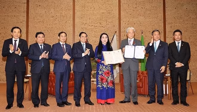 越南政府总理范明政造访日本栃木县 出席越日地方会议 ảnh 3
