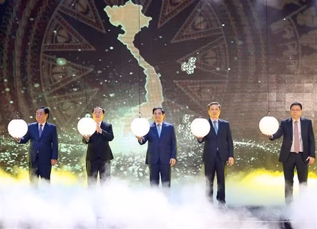 越南政府总理范明政：创新须参与解决新出现的问题 ảnh 1