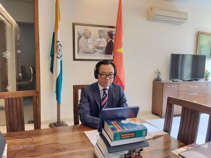 越共十三大：提高越南的地位 ảnh 1