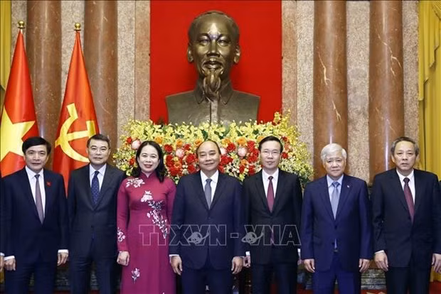 越南国家主席工作交接仪式在河内举行 ảnh 1